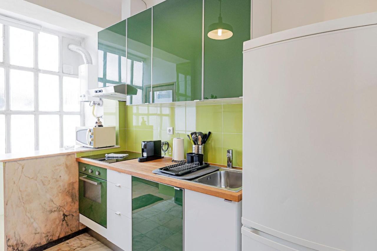 Torrinha 83 Apartments By Lovelystay OOporto Exteriör bild