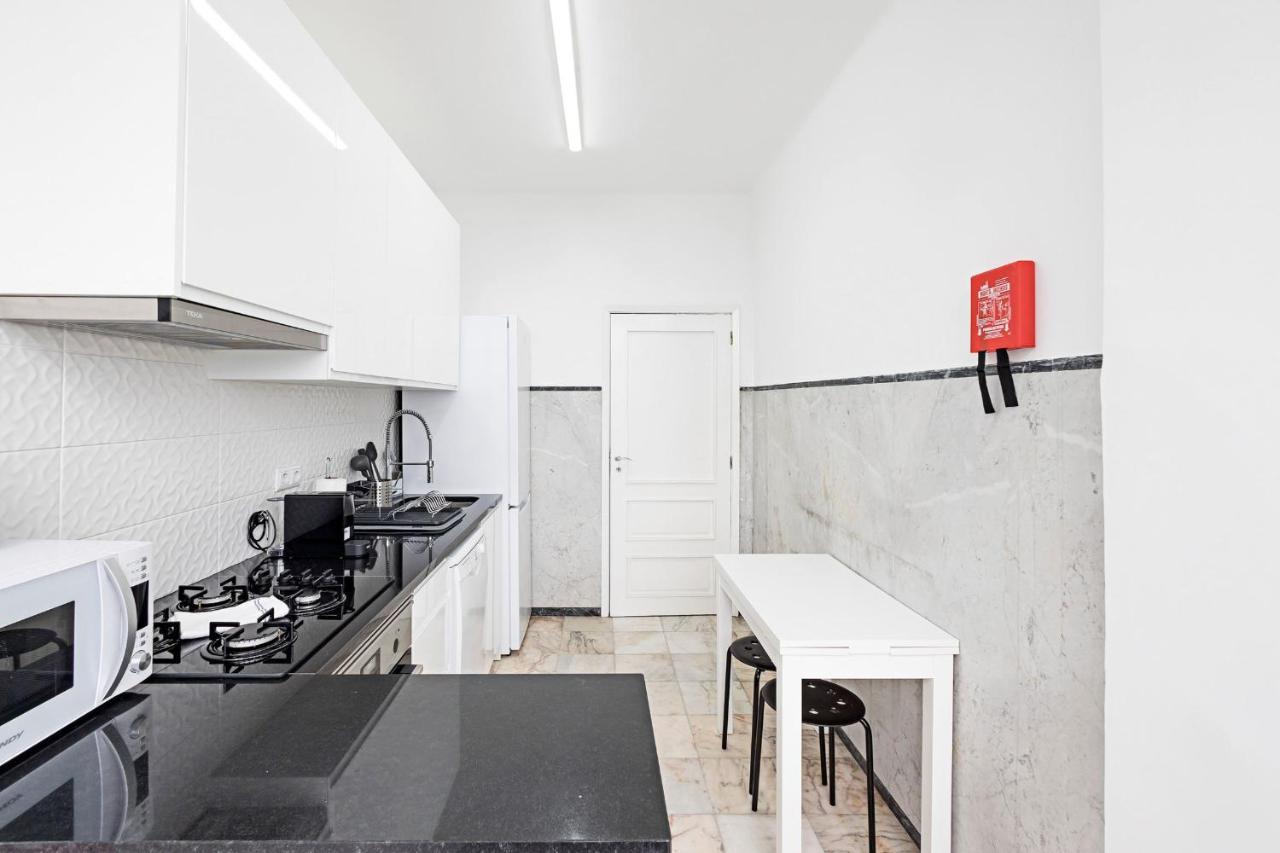 Torrinha 83 Apartments By Lovelystay OOporto Exteriör bild