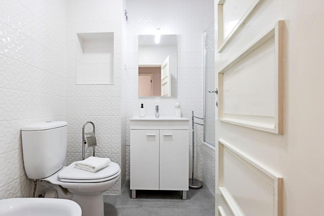 Torrinha 83 Apartments By Lovelystay OOporto Exteriör bild